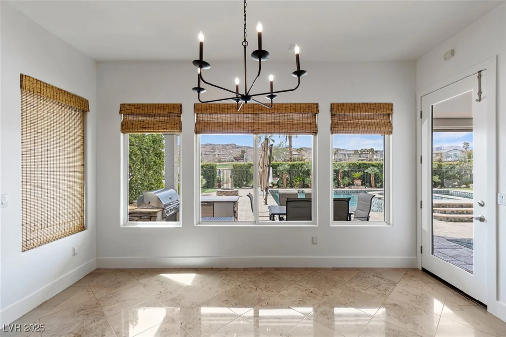 2001 Alcova Ridge, Las Vegas, NV 89135