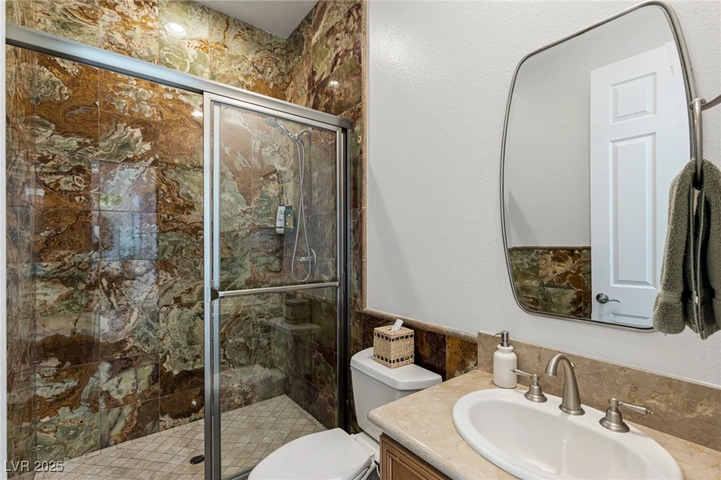 2001 Alcova Ridge, Las Vegas, NV 89135