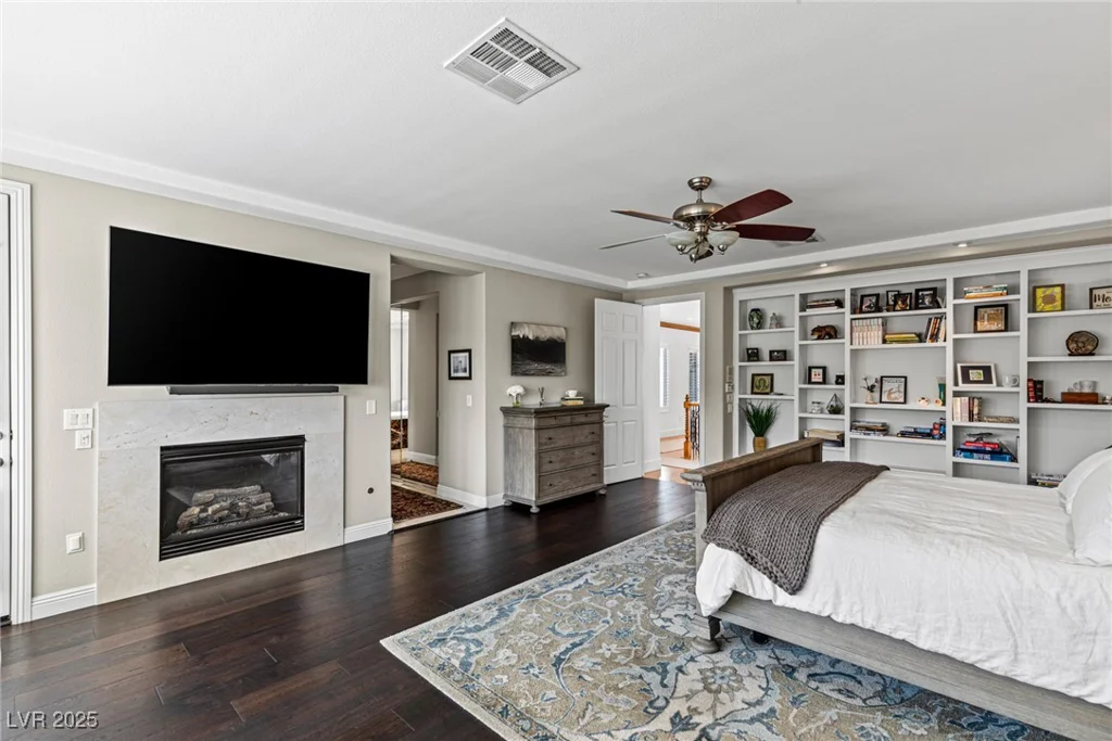 2001 Alcova Ridge, Las Vegas, NV 89135