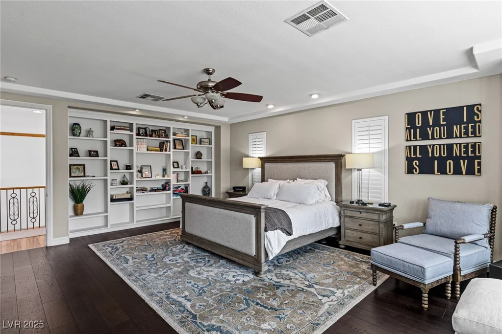 2001 Alcova Ridge, Las Vegas, NV 89135