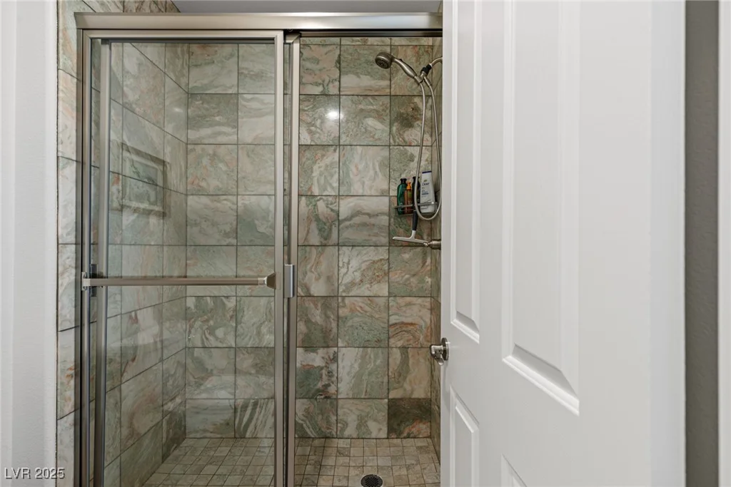 2001 Alcova Ridge, Las Vegas, NV 89135