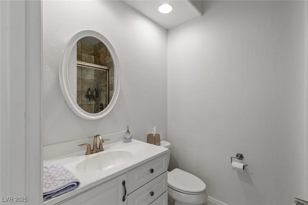 2001 Alcova Ridge, Las Vegas, NV 89135