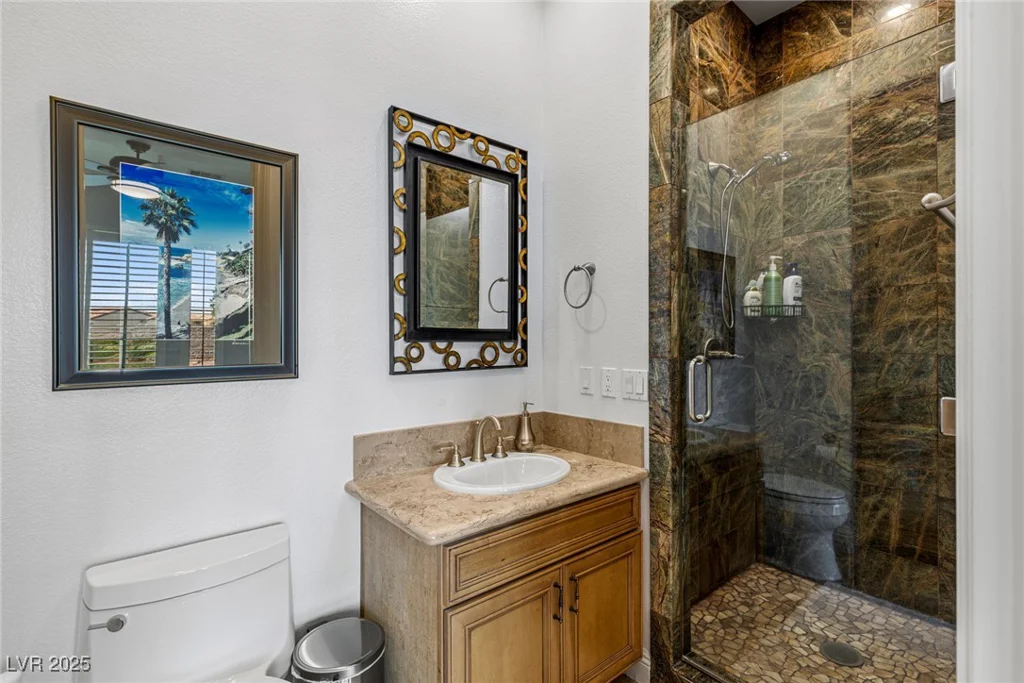 2001 Alcova Ridge, Las Vegas, NV 89135