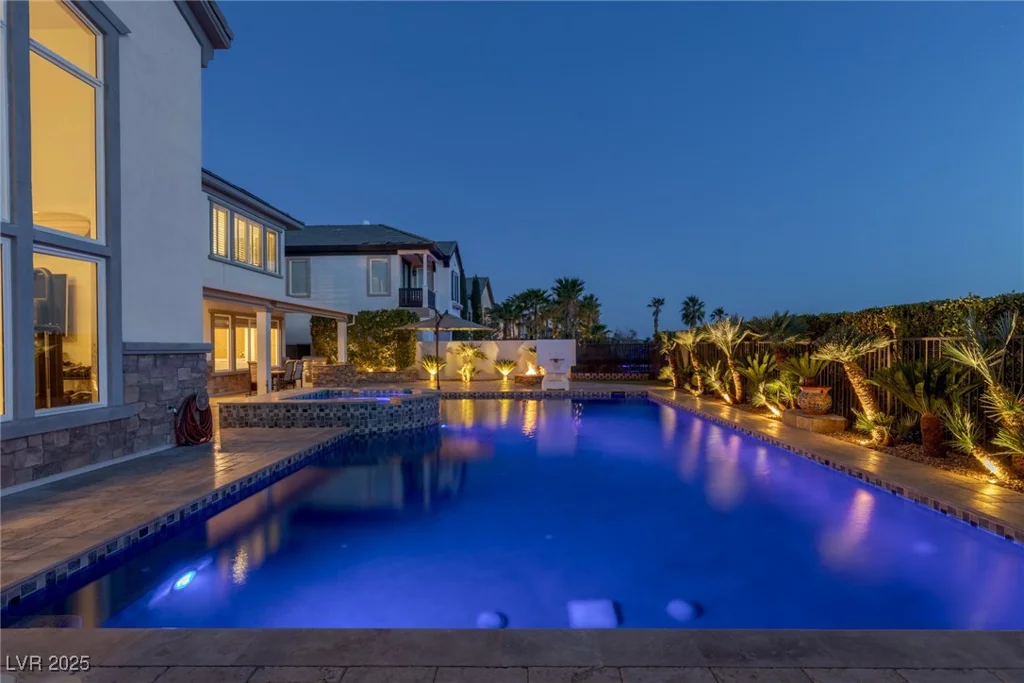 2001 Alcova Ridge, Las Vegas, NV 89135