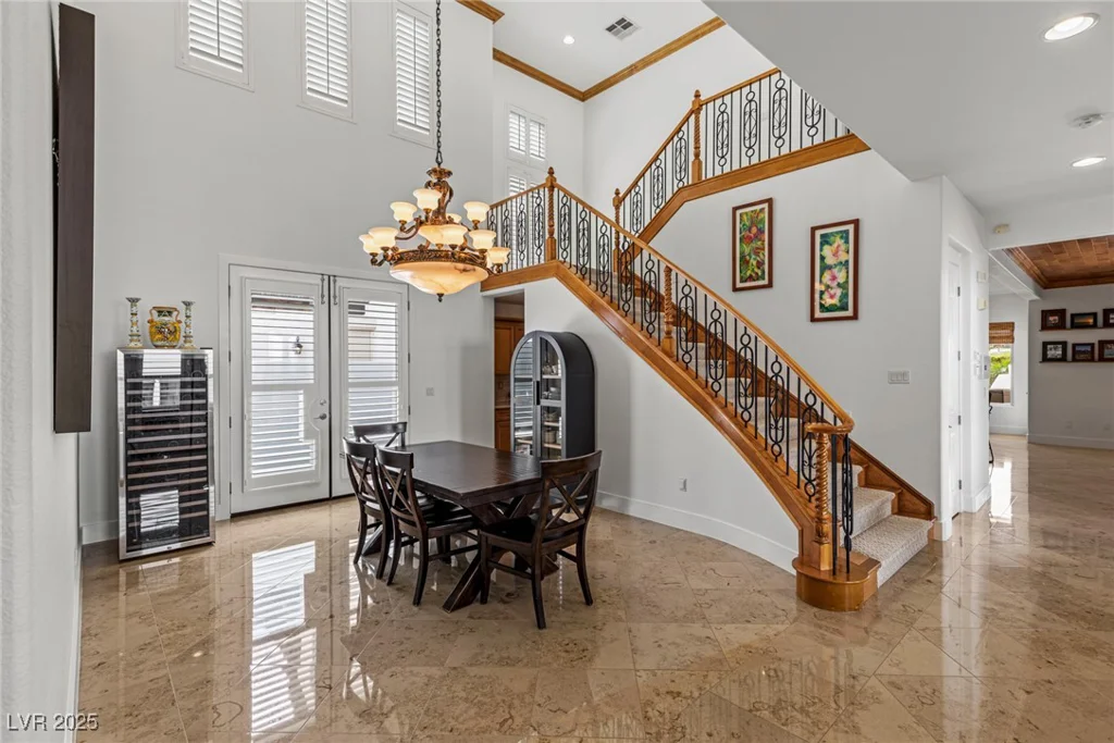 2001 Alcova Ridge, Las Vegas, NV 89135