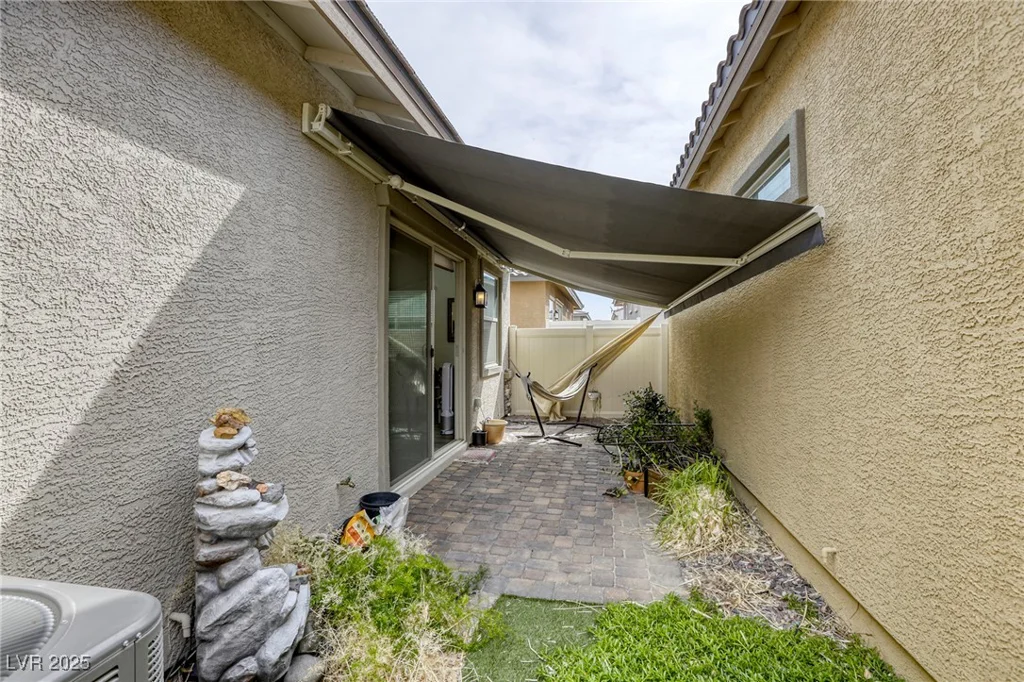 762 Lilac Oak, Henderson, NV 89011