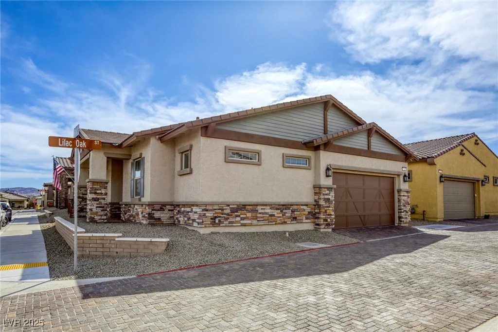 762 Lilac Oak, Henderson, NV 89011