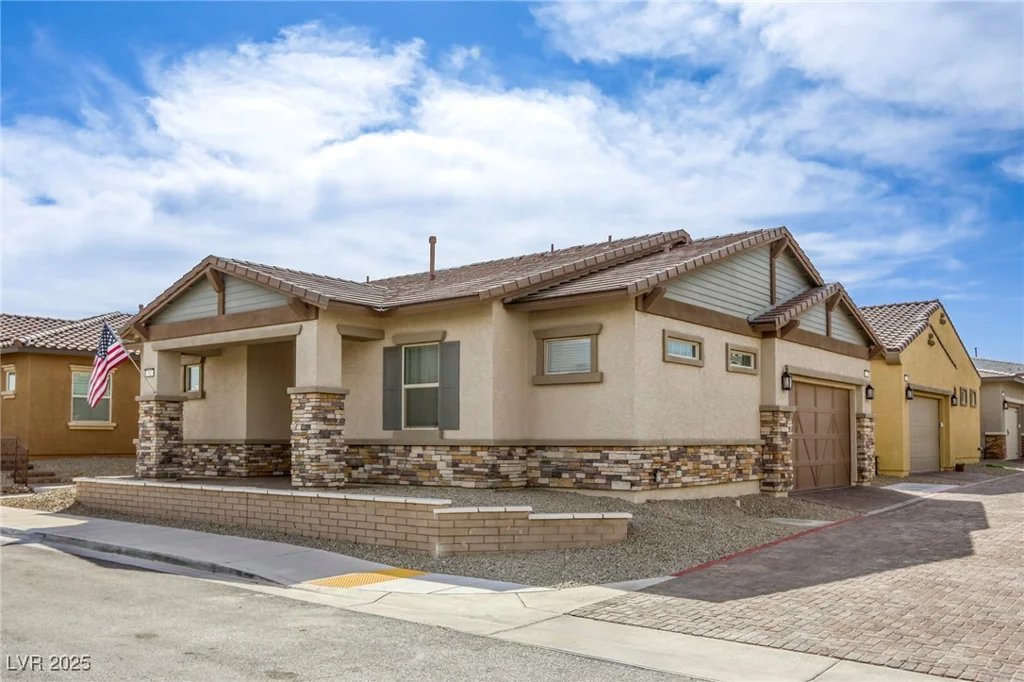 762 Lilac Oak, Henderson, NV 89011