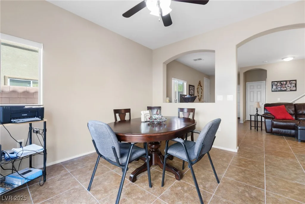 6325 Snap Ridge, North Las Vegas, NV 89081