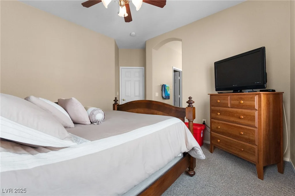 6325 Snap Ridge, North Las Vegas, NV 89081