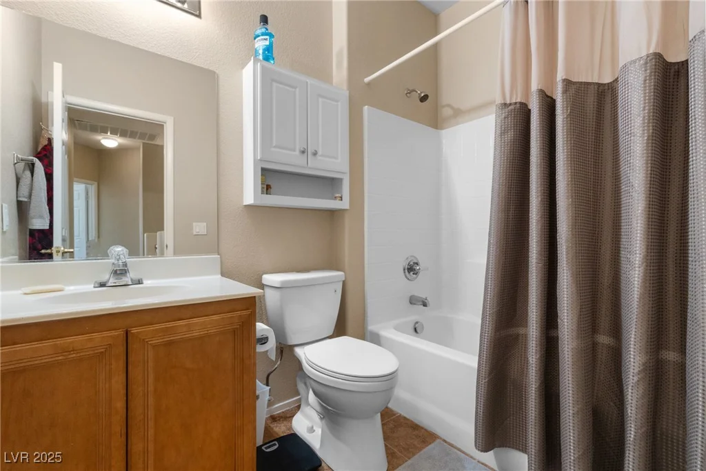 6325 Snap Ridge, North Las Vegas, NV 89081