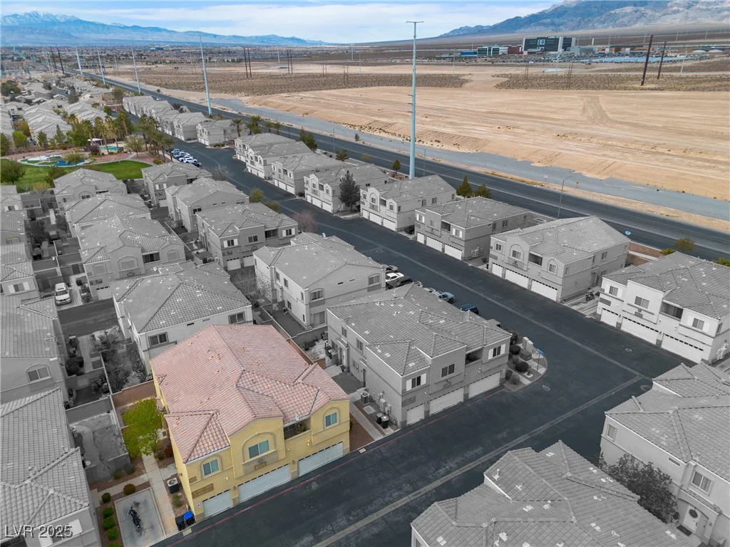 6325 Snap Ridge, North Las Vegas, NV 89081