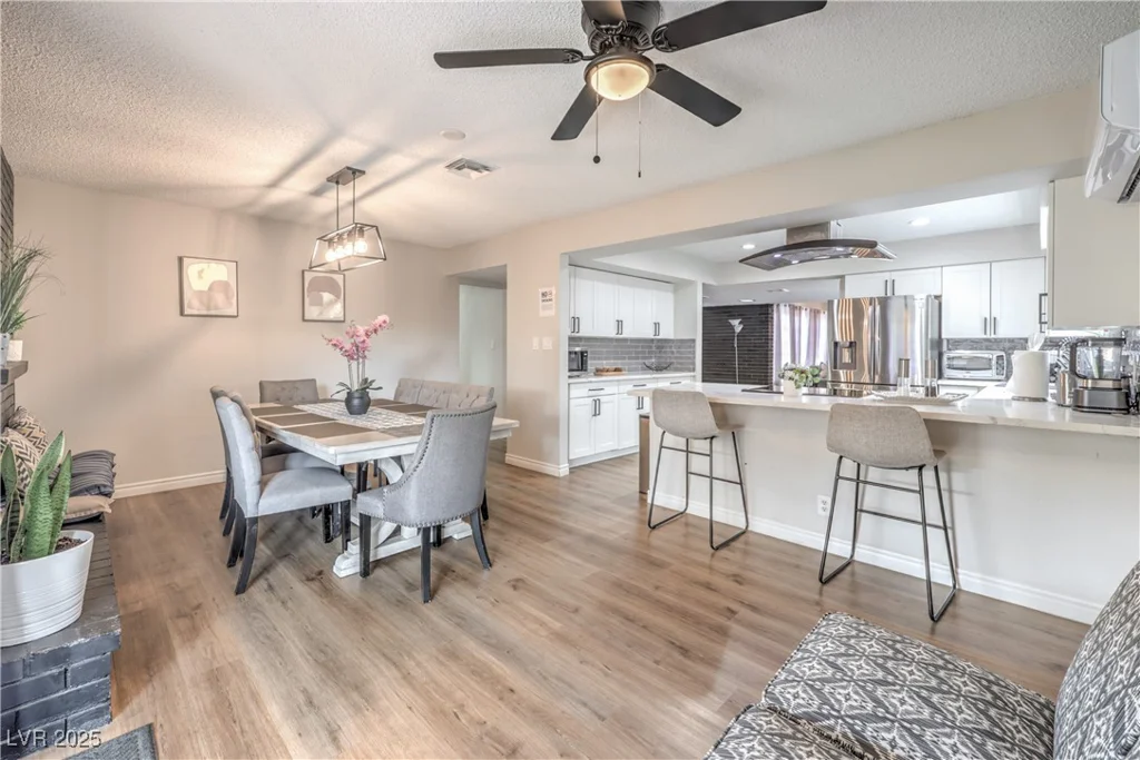 3991 Shadow Wood, Las Vegas, NV 89121
