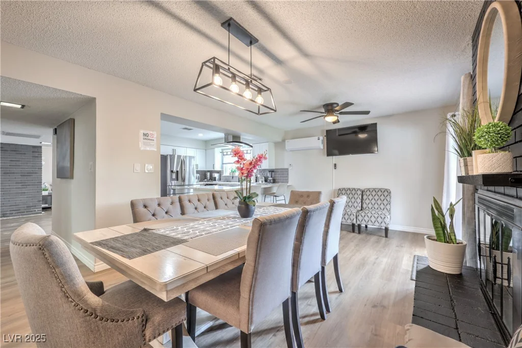 3991 Shadow Wood, Las Vegas, NV 89121