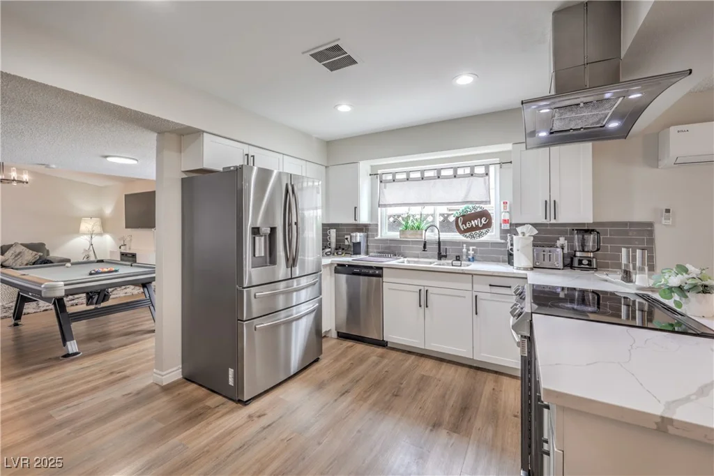 3991 Shadow Wood, Las Vegas, NV 89121