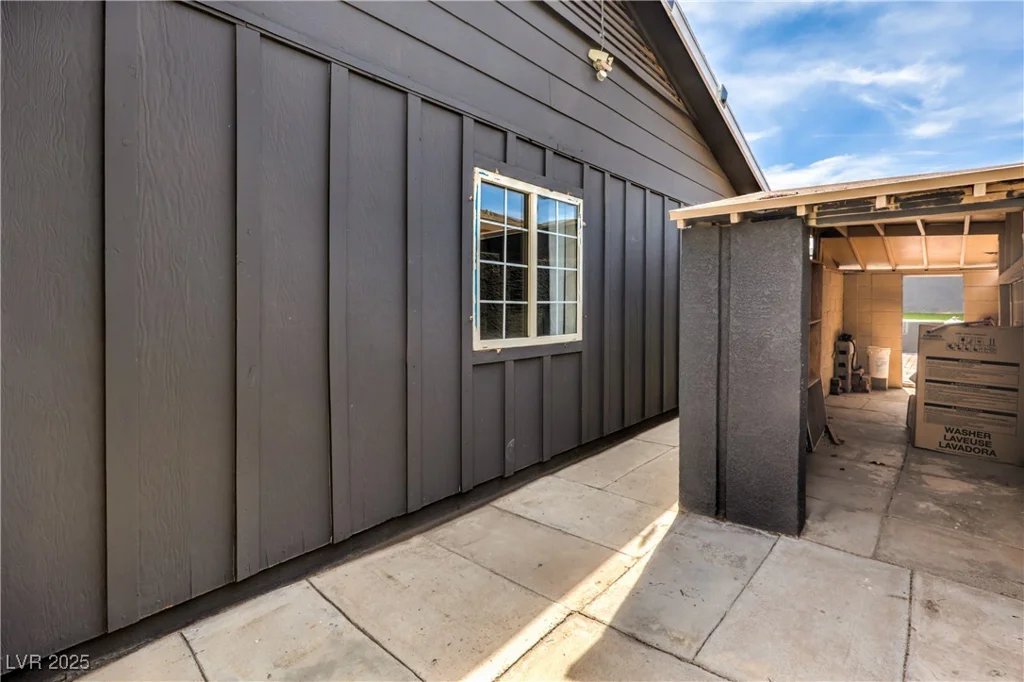 3991 Shadow Wood, Las Vegas, NV 89121