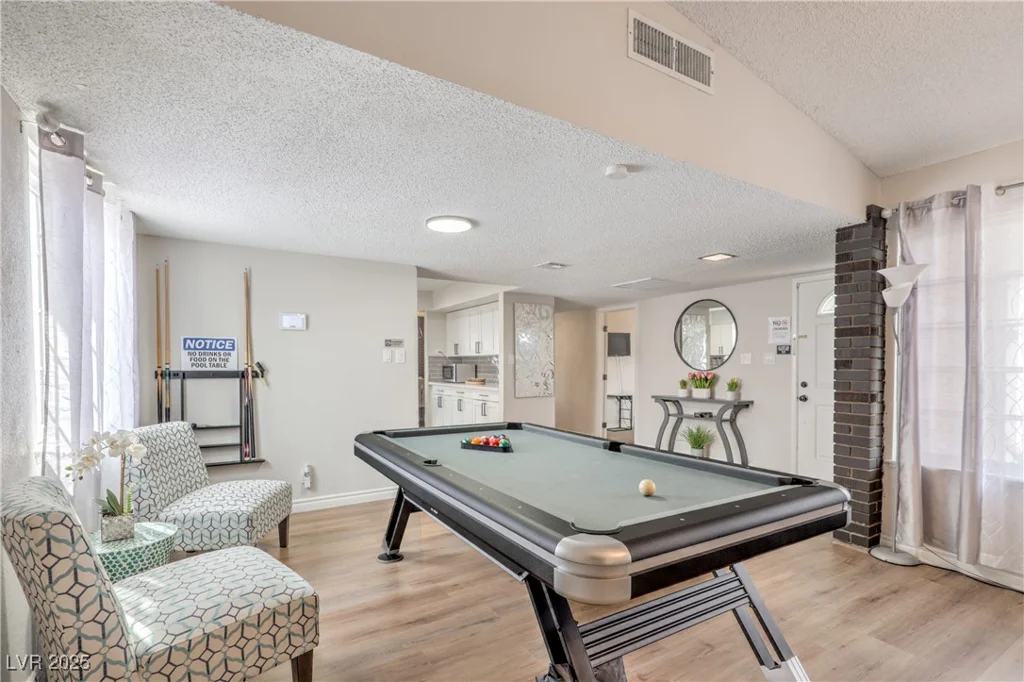 3991 Shadow Wood, Las Vegas, NV 89121