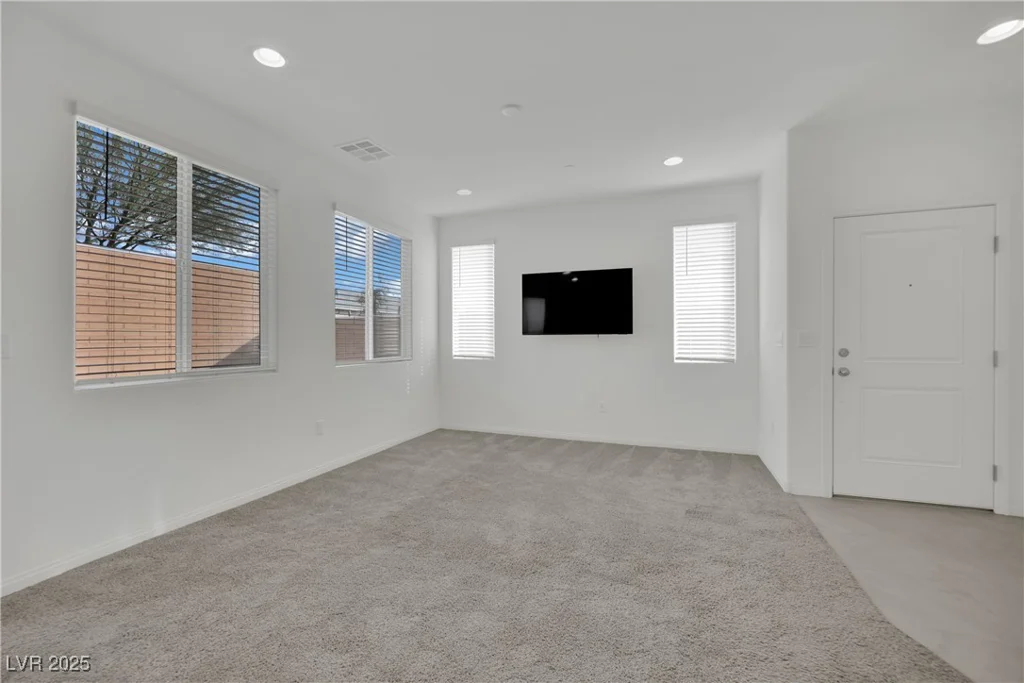 393 Desert Cadence, Henderson, NV 89011