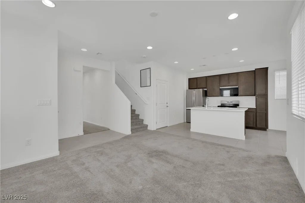 393 Desert Cadence, Henderson, NV 89011