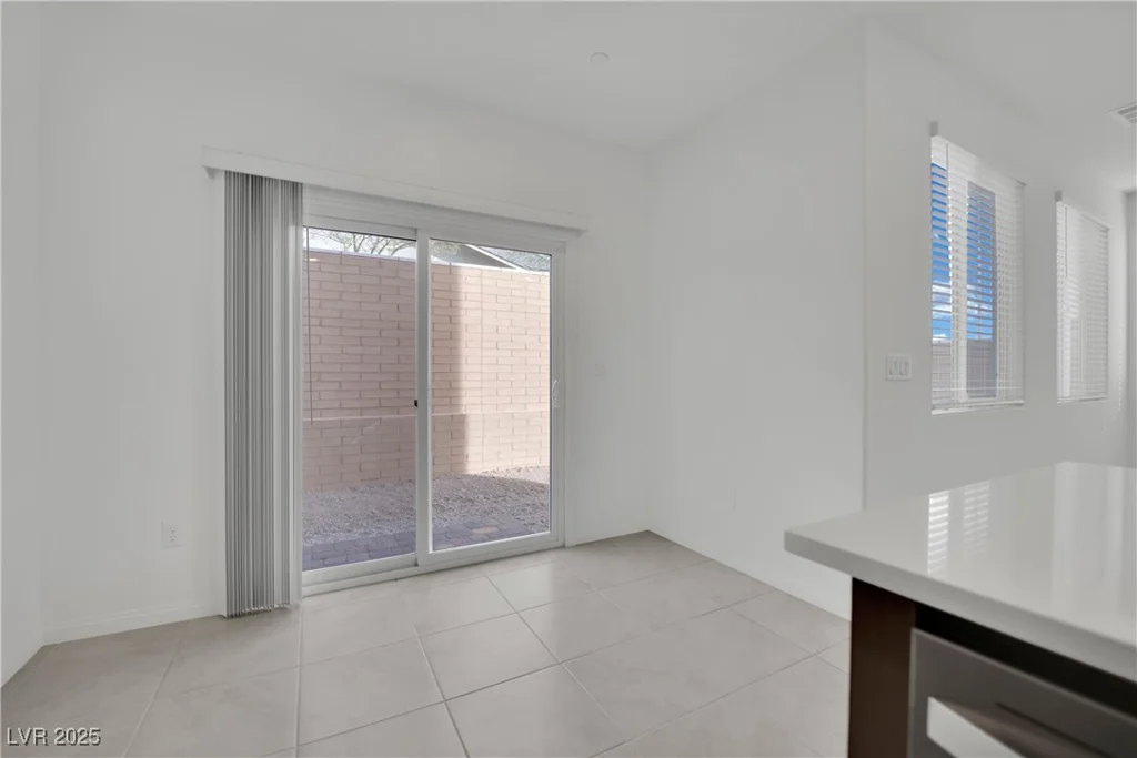 393 Desert Cadence, Henderson, NV 89011
