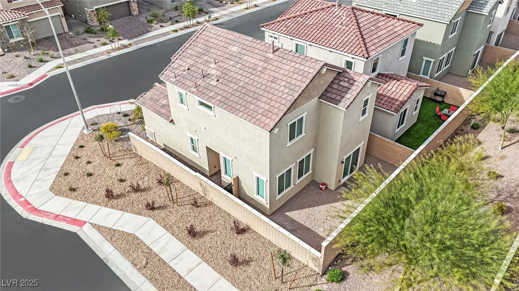 393 Desert Cadence, Henderson, NV 89011