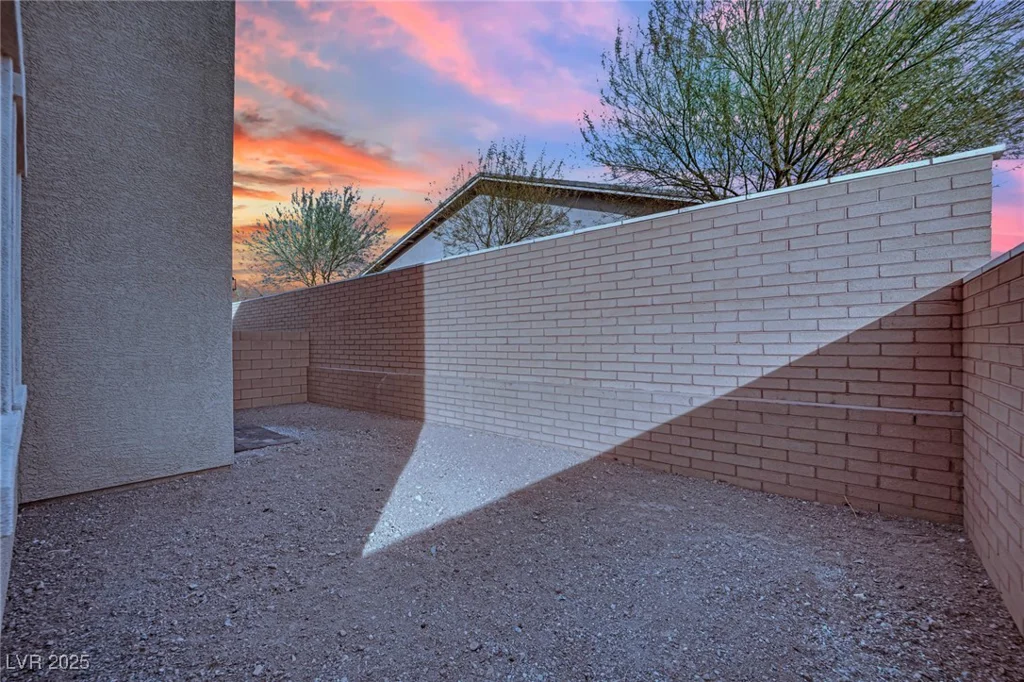 393 Desert Cadence, Henderson, NV 89011
