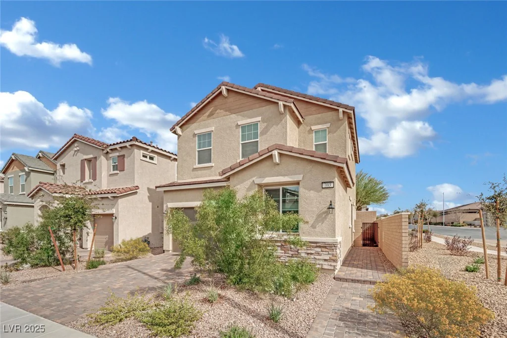 393 Desert Cadence, Henderson, NV 89011