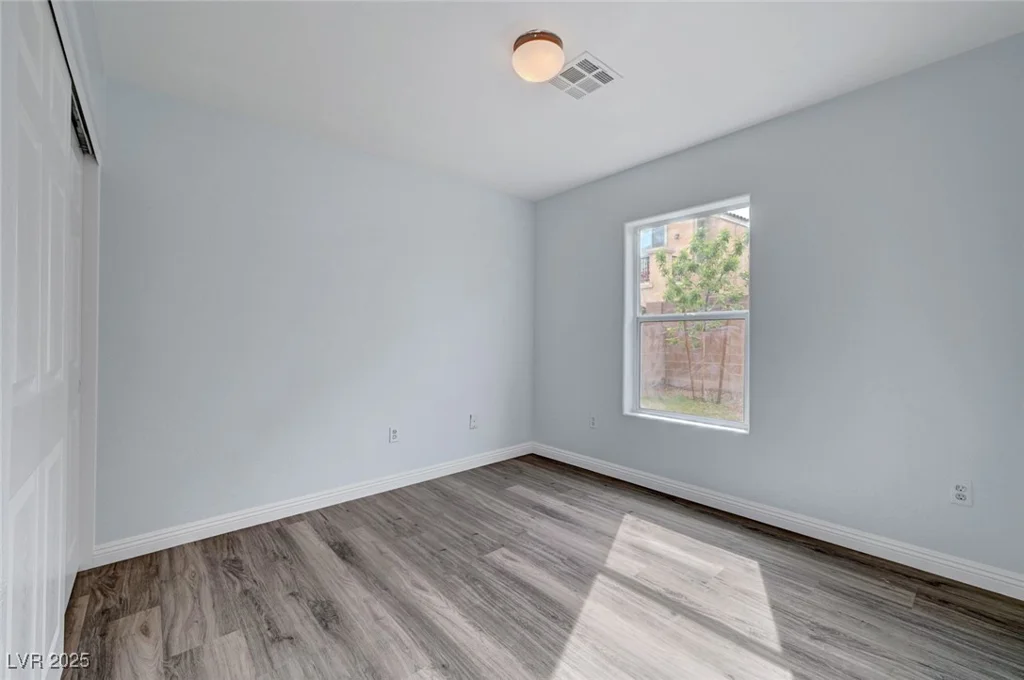 5829 Feral Garden, North Las Vegas, NV 89031