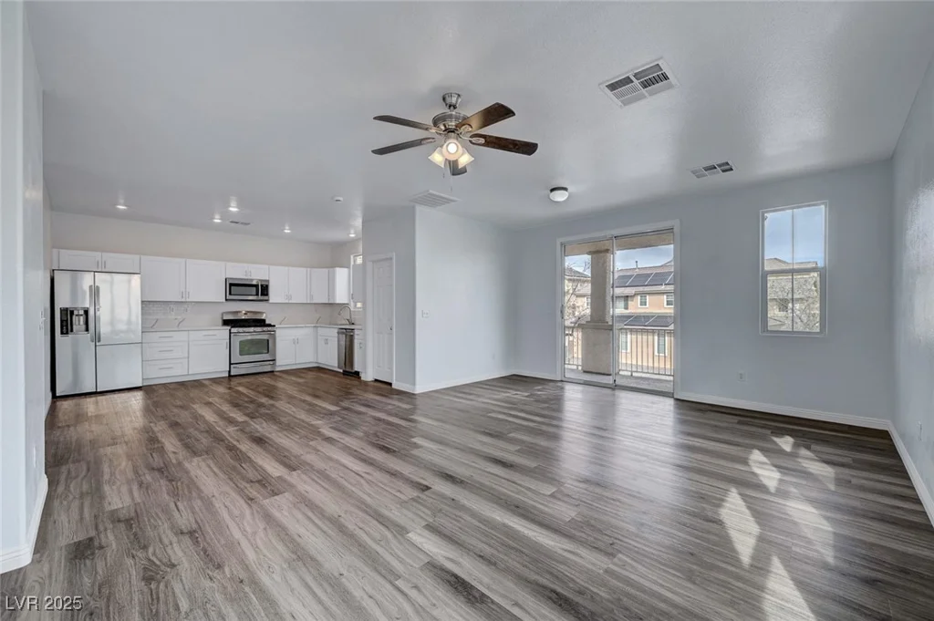 5829 Feral Garden, North Las Vegas, NV 89031