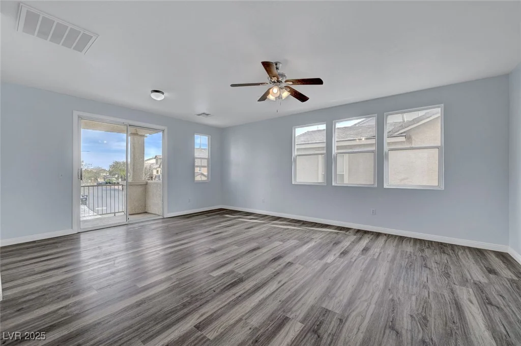 5829 Feral Garden, North Las Vegas, NV 89031