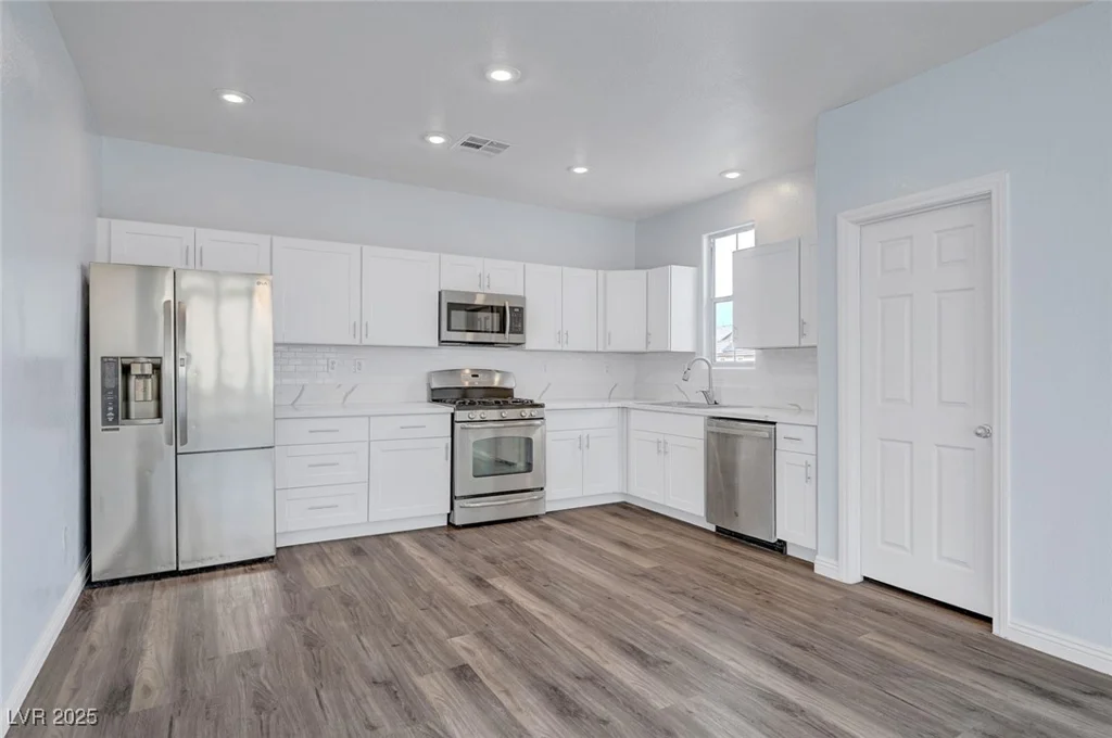 5829 Feral Garden, North Las Vegas, NV 89031