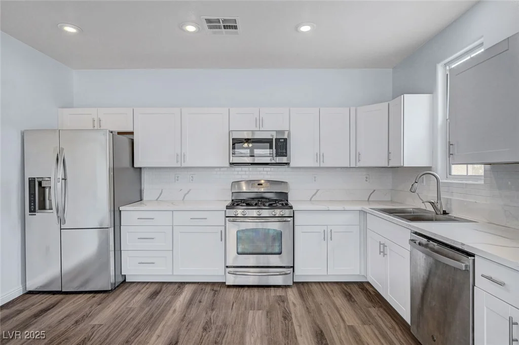 5829 Feral Garden, North Las Vegas, NV 89031