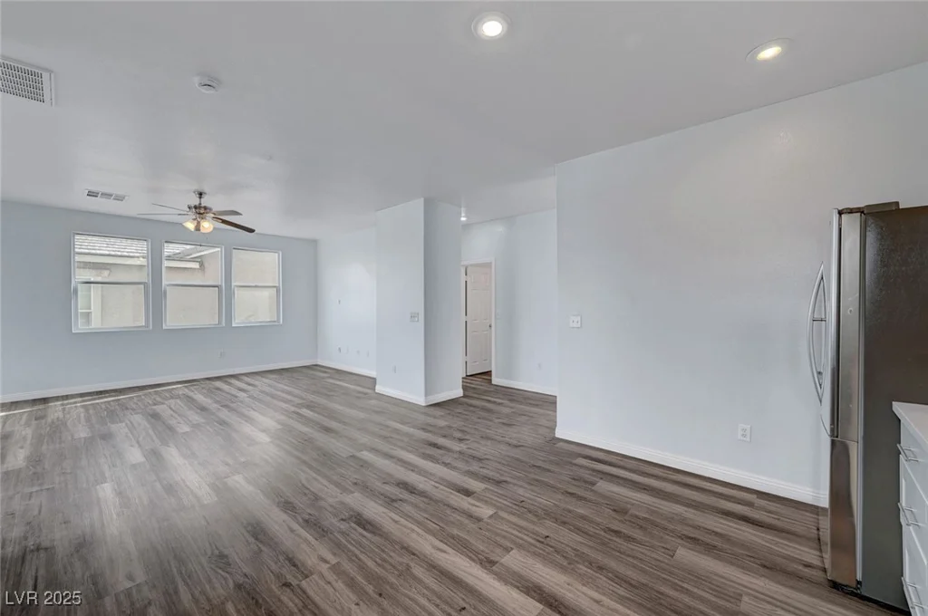 5829 Feral Garden, North Las Vegas, NV 89031