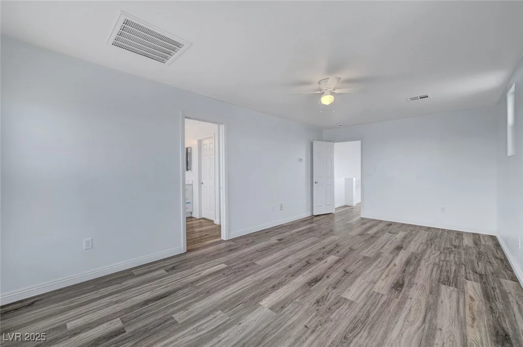 5829 Feral Garden, North Las Vegas, NV 89031