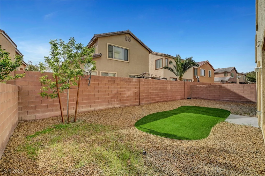 5829 Feral Garden, North Las Vegas, NV 89031