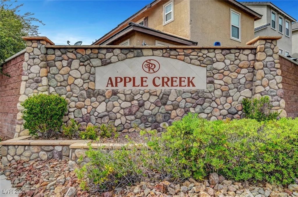 5829 Feral Garden, North Las Vegas, NV 89031