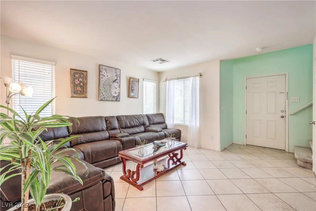 6066 El Sol, Las Vegas, NV 89142