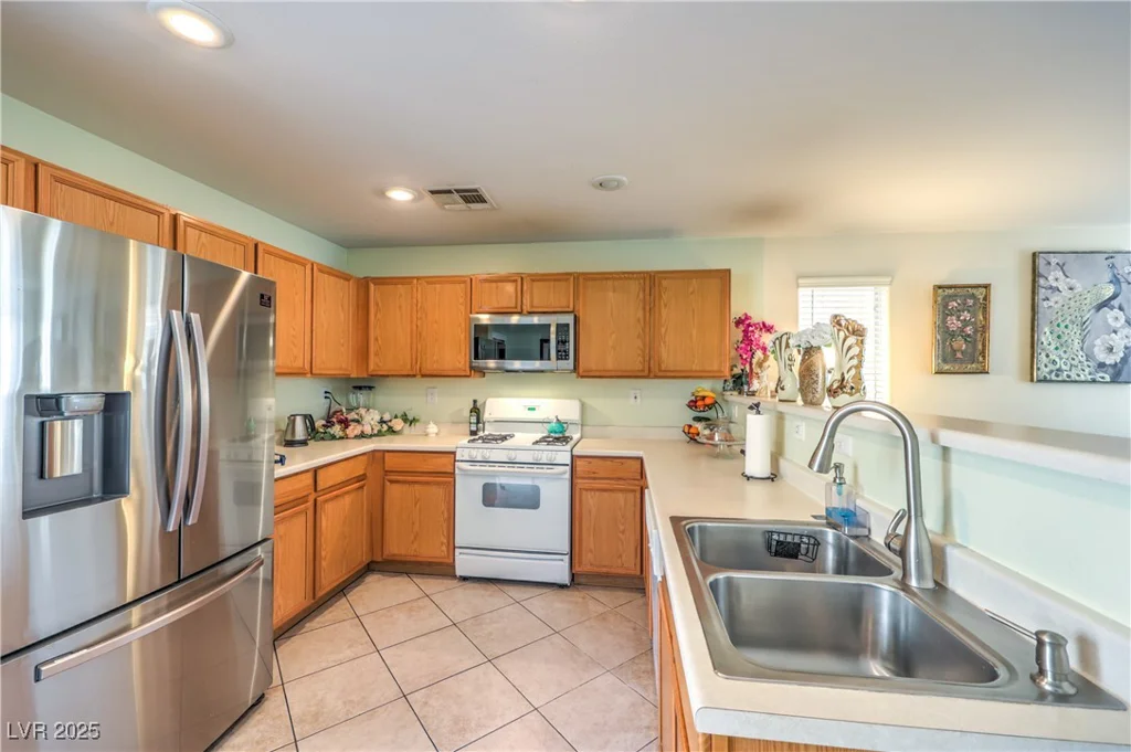6066 El Sol, Las Vegas, NV 89142