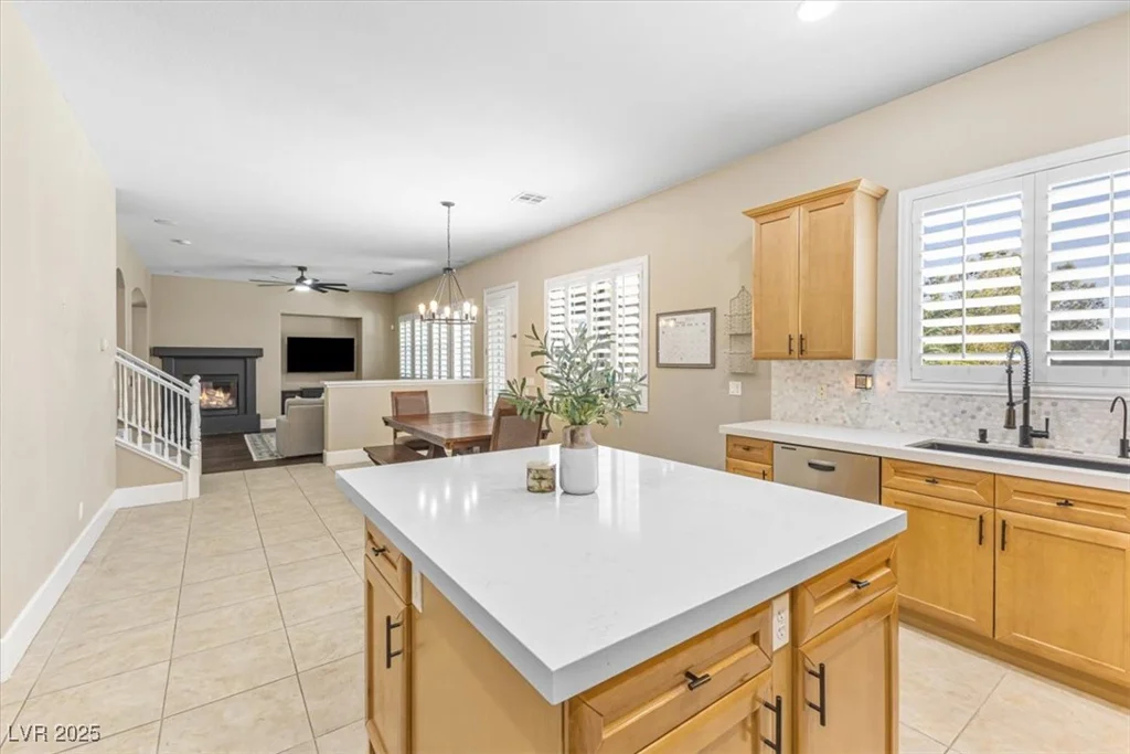 5578 Holcomb Bridge, Las Vegas, NV 89149