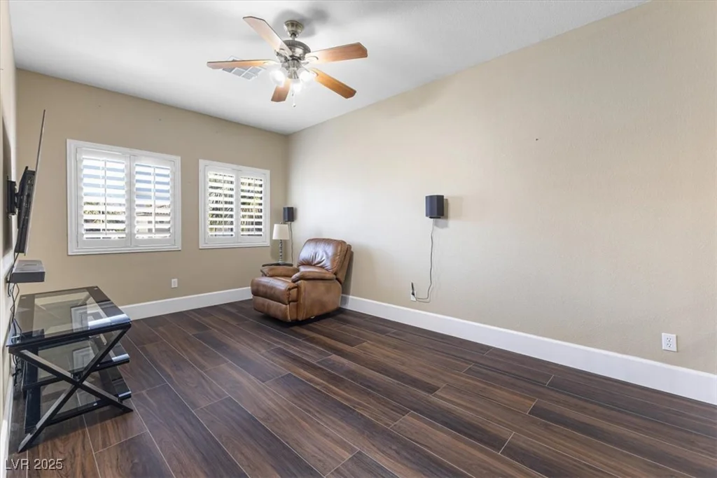 5578 Holcomb Bridge, Las Vegas, NV 89149