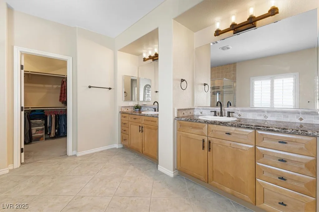 5578 Holcomb Bridge, Las Vegas, NV 89149