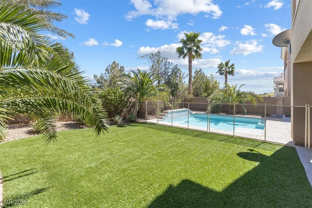 5578 Holcomb Bridge, Las Vegas, NV 89149