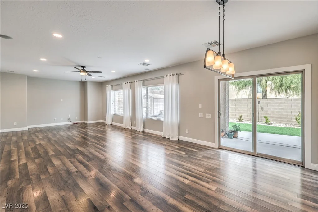 260 Pioneers Peak, Henderson, NV 89002
