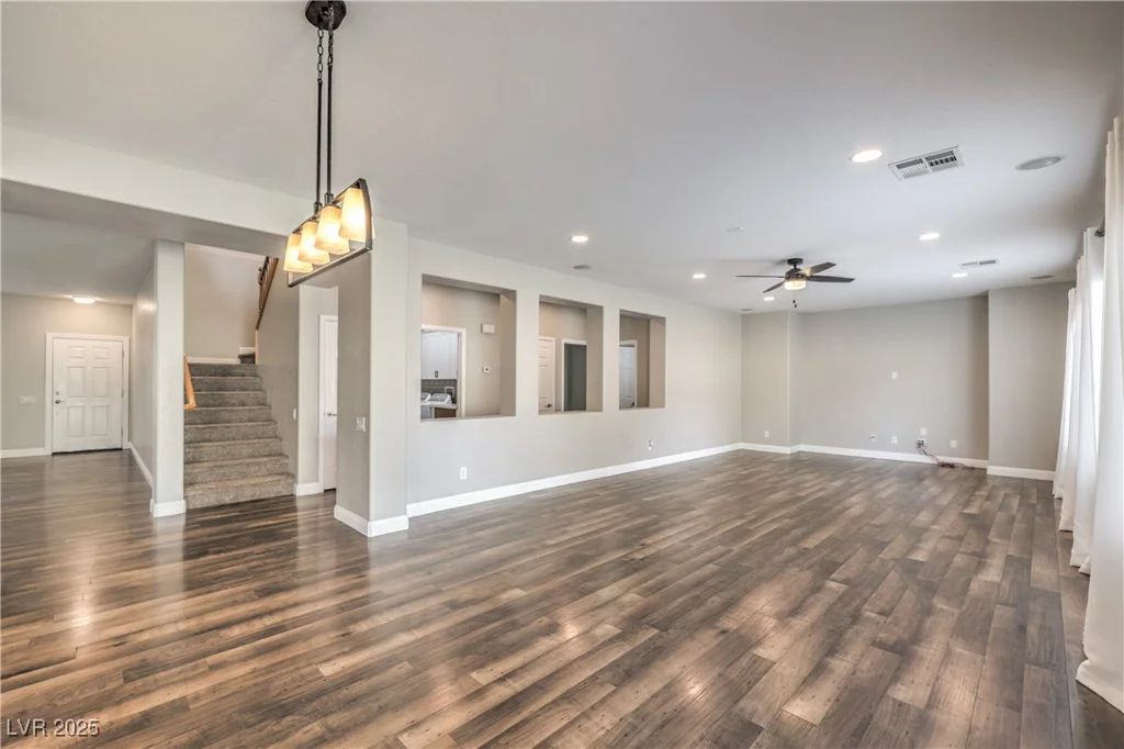 260 Pioneers Peak, Henderson, NV 89002