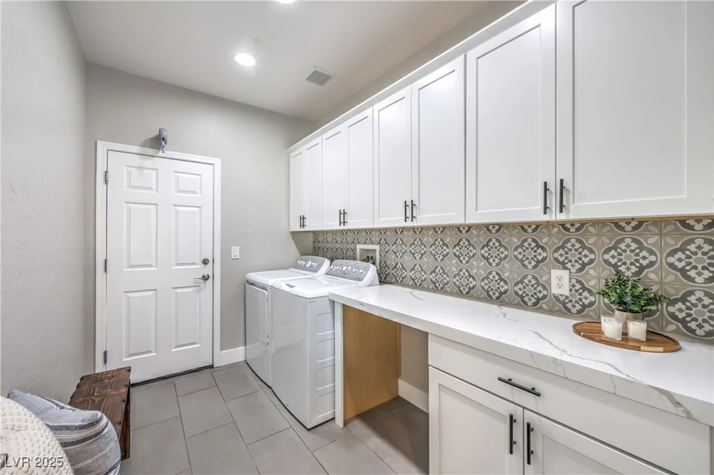 260 Pioneers Peak, Henderson, NV 89002