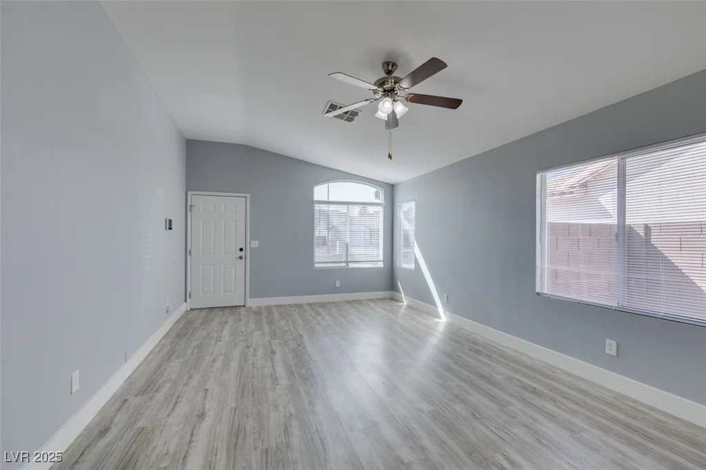 1334 Shimmering Glen, Henderson, NV 89014