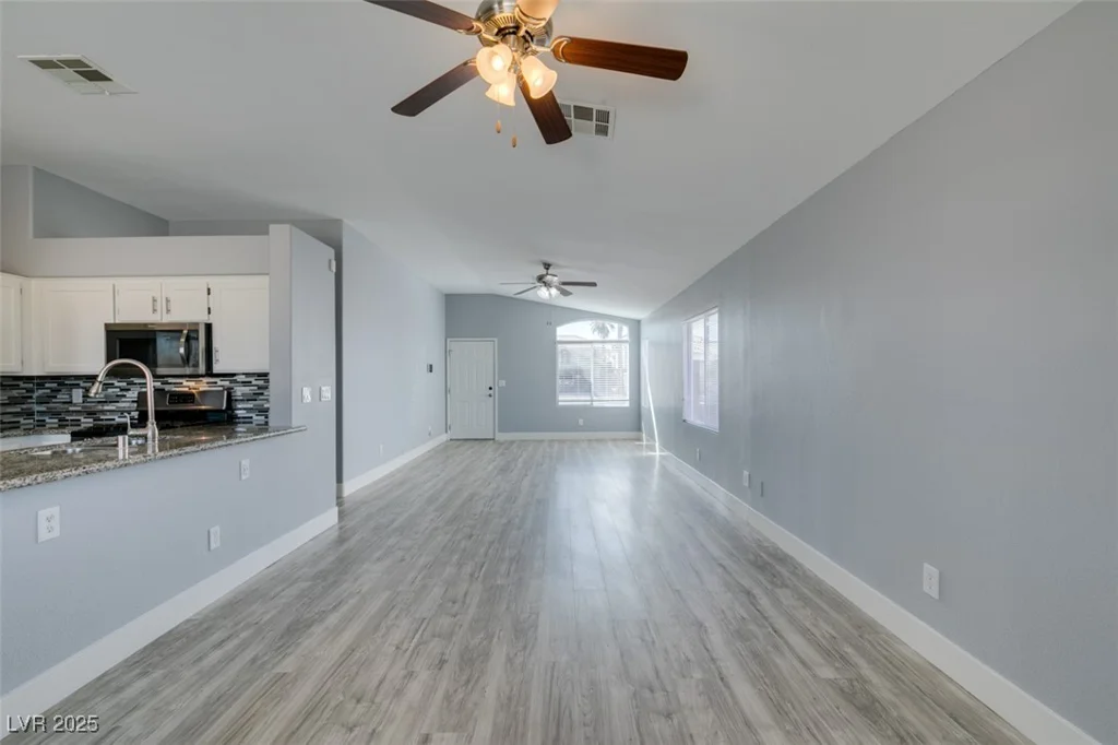 1334 Shimmering Glen, Henderson, NV 89014