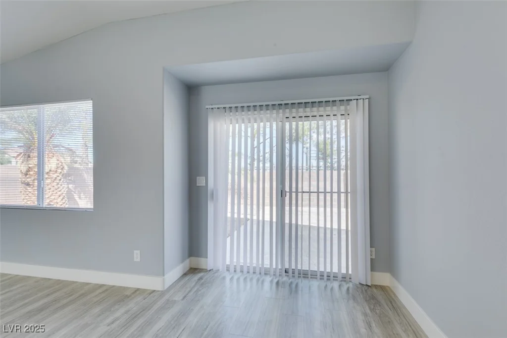 1334 Shimmering Glen, Henderson, NV 89014