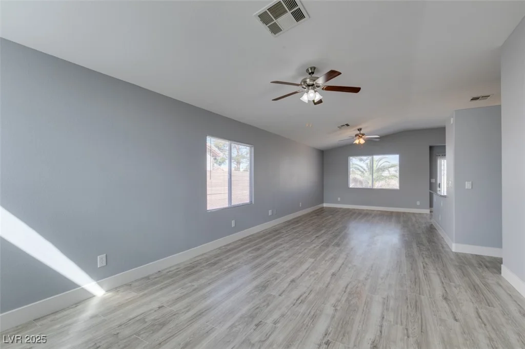 1334 Shimmering Glen, Henderson, NV 89014