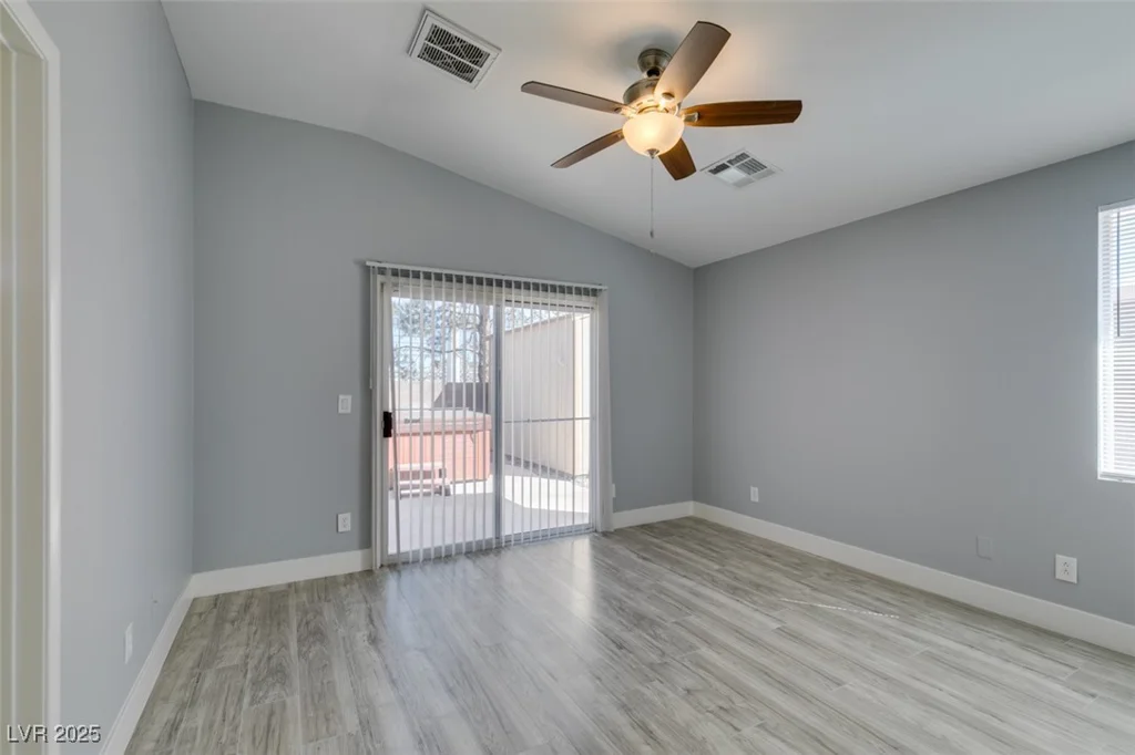 1334 Shimmering Glen, Henderson, NV 89014